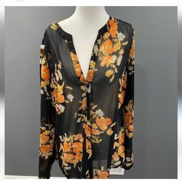 Top - Picture 2 of 2